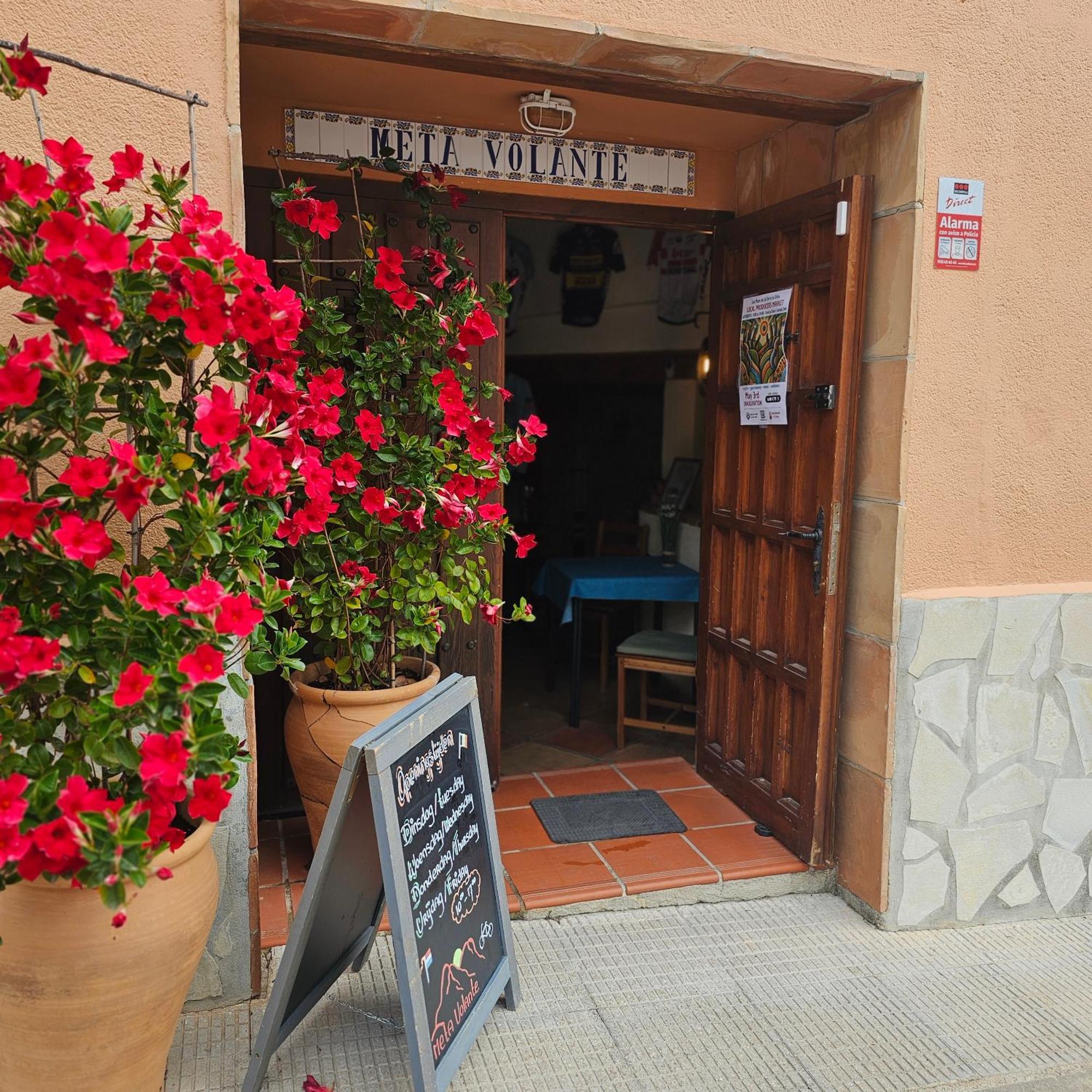 Meta Volante Guest House Sagra ภายนอก รูปภาพ